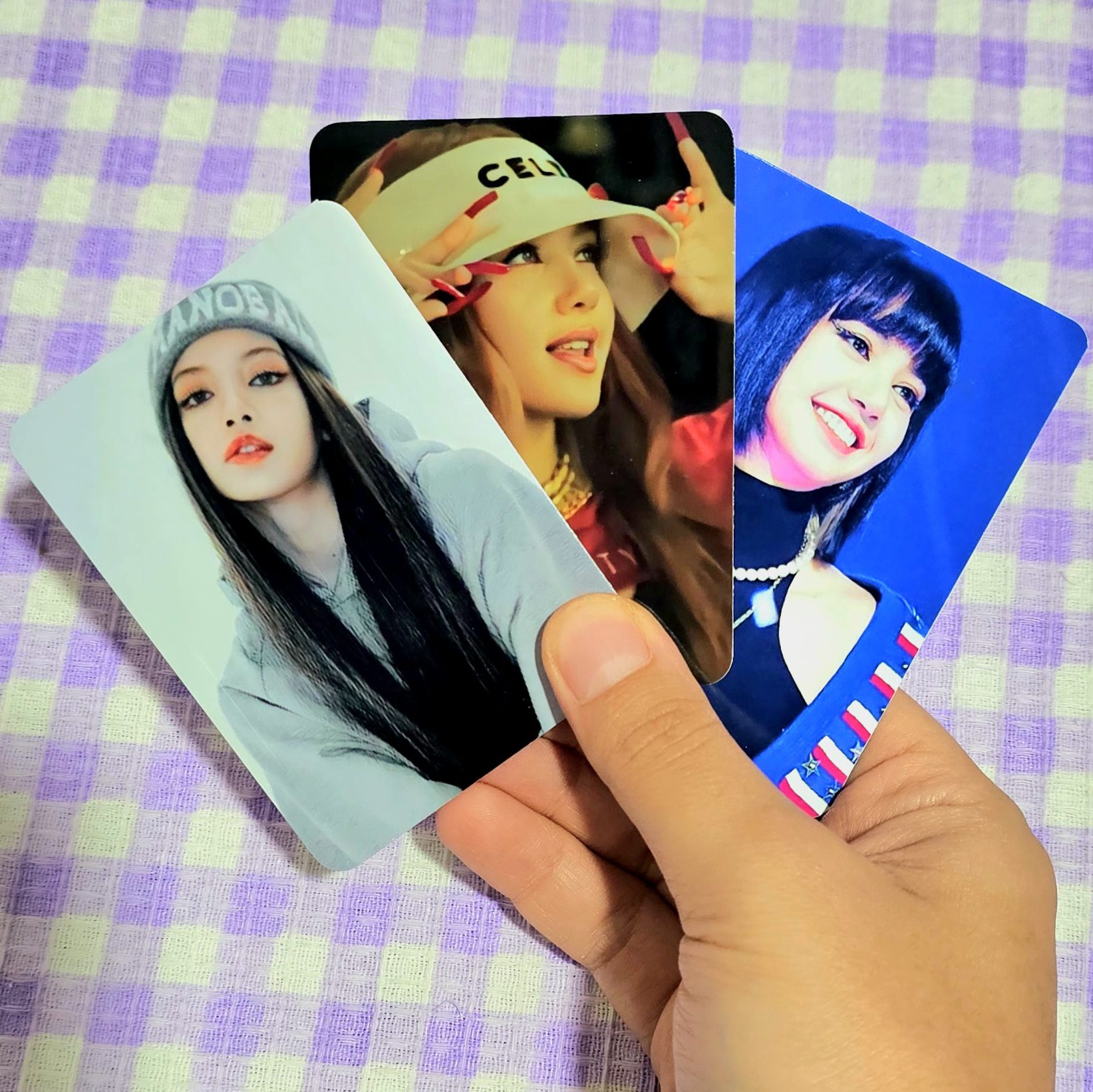 عکس لیسا برای پروفایل شاد